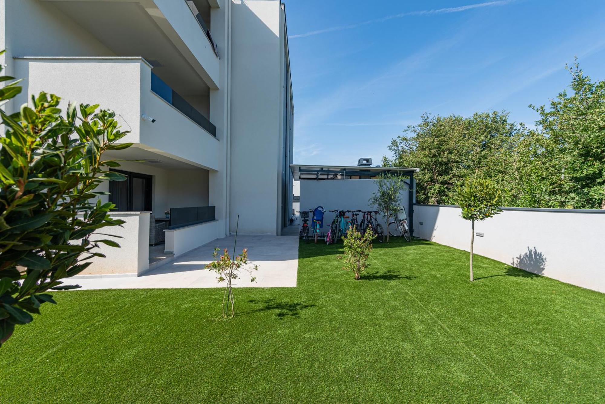 Apartments Menalo Elegance Затон Екстер'єр фото