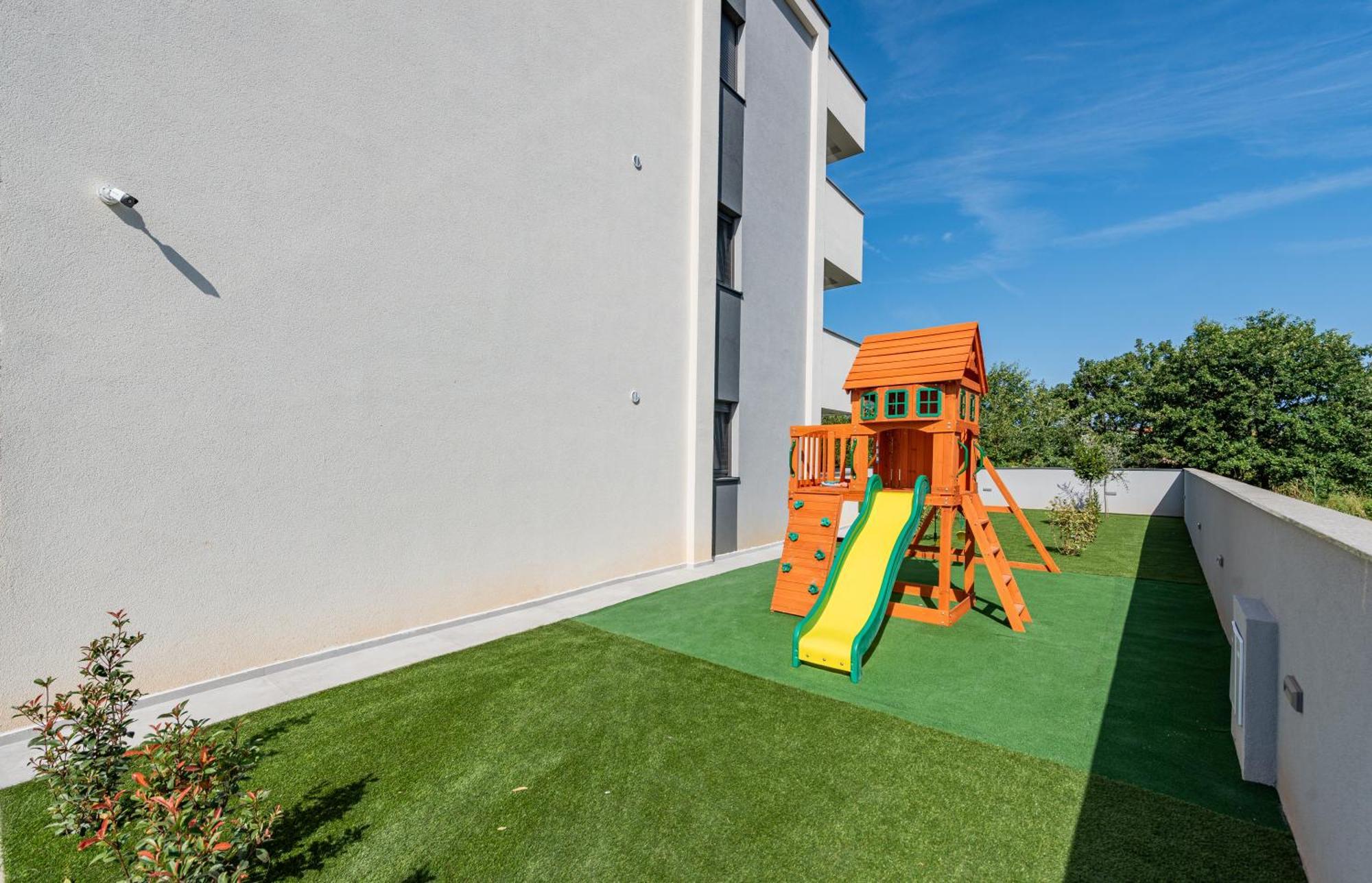 Apartments Menalo Elegance Затон Екстер'єр фото