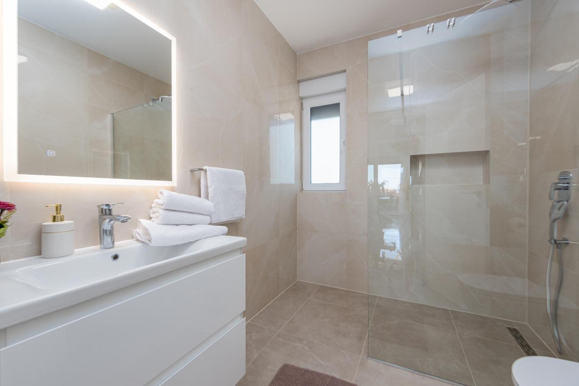 Apartments Menalo Elegance Затон Екстер'єр фото