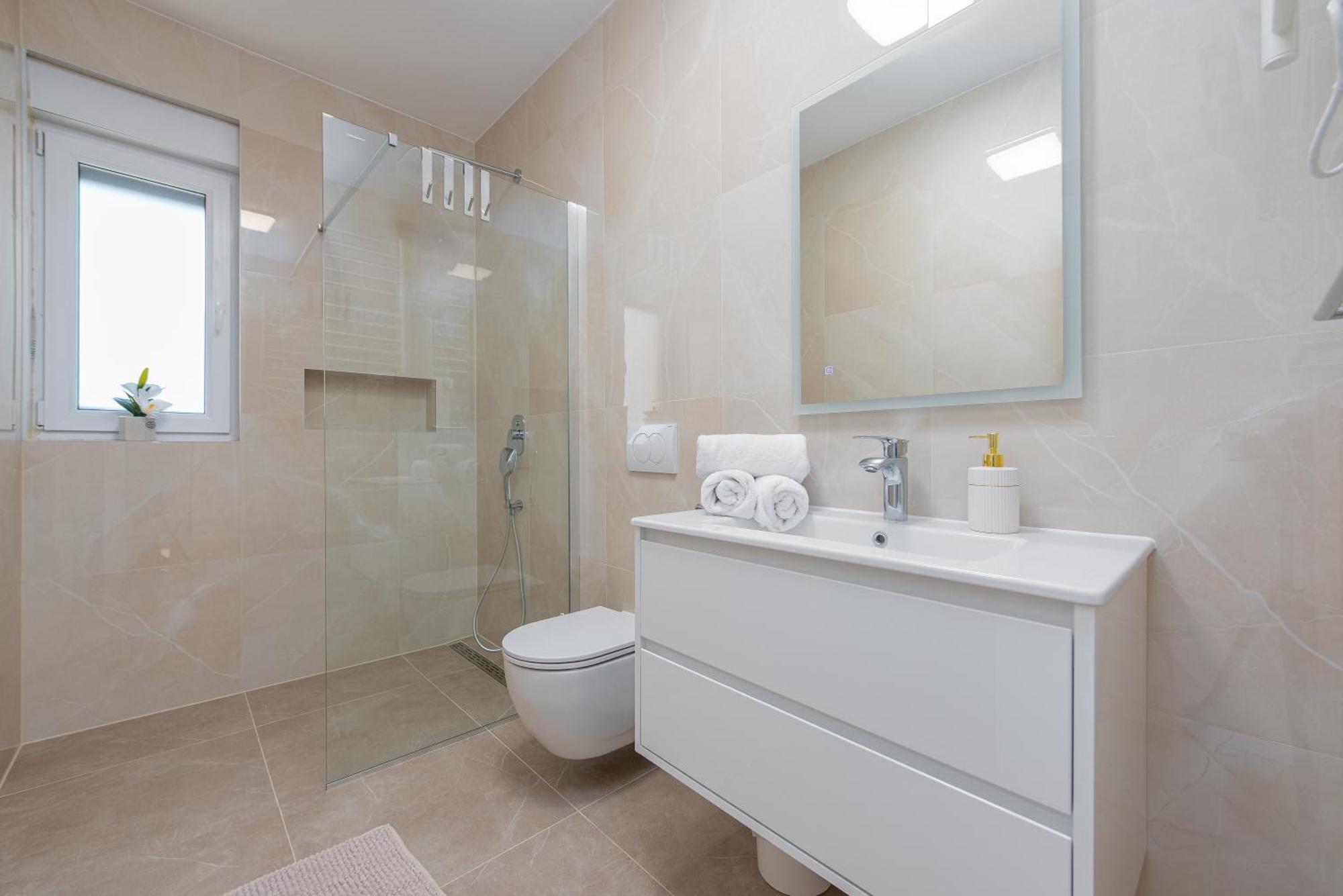 Apartments Menalo Elegance Затон Екстер'єр фото