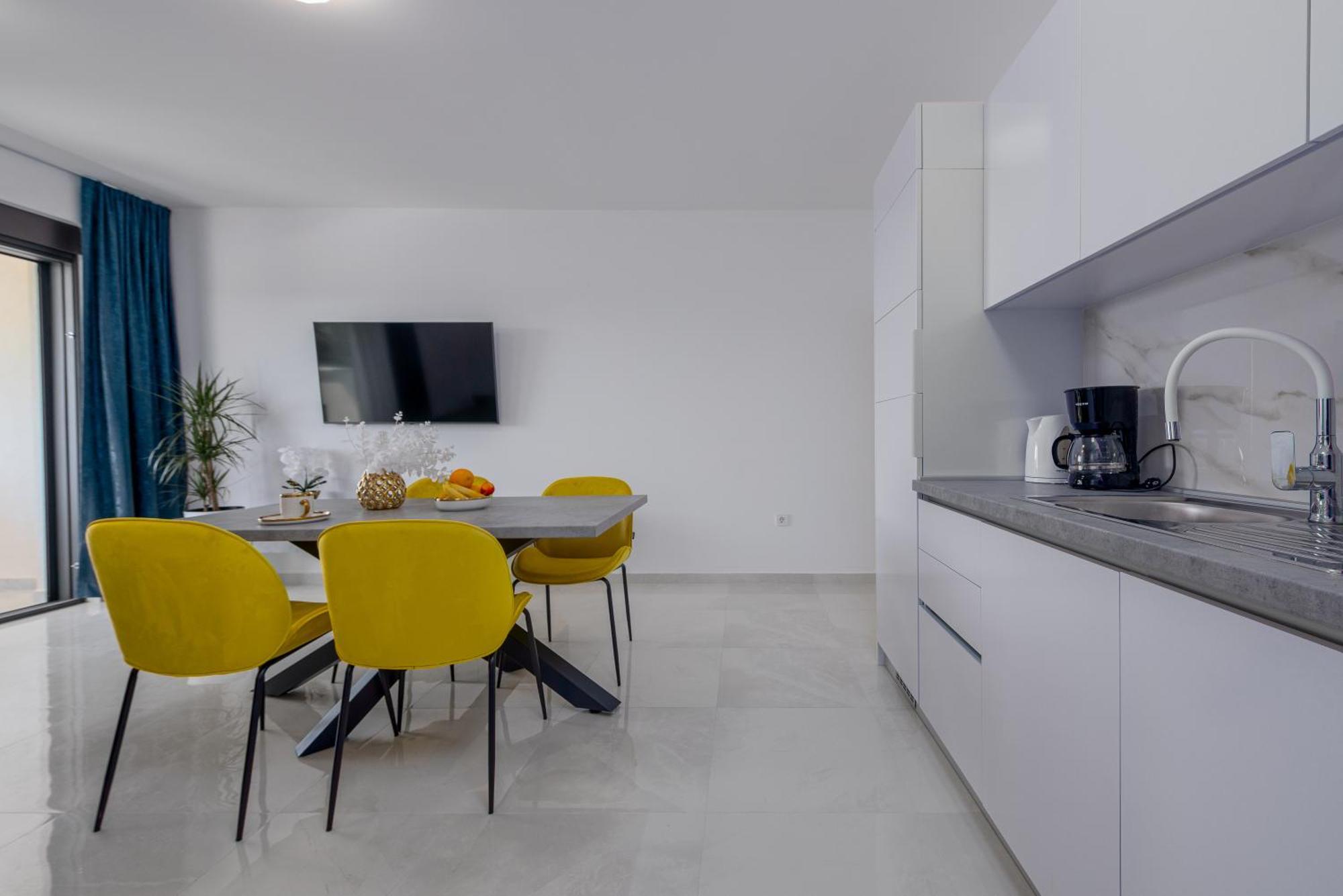 Apartments Menalo Elegance Затон Екстер'єр фото