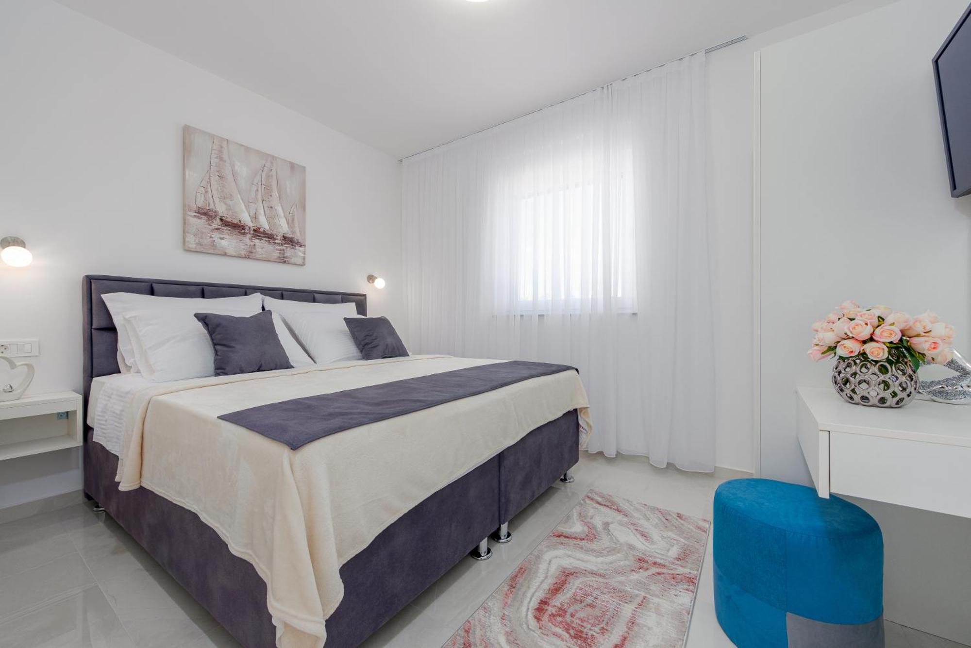 Apartments Menalo Elegance Затон Екстер'єр фото