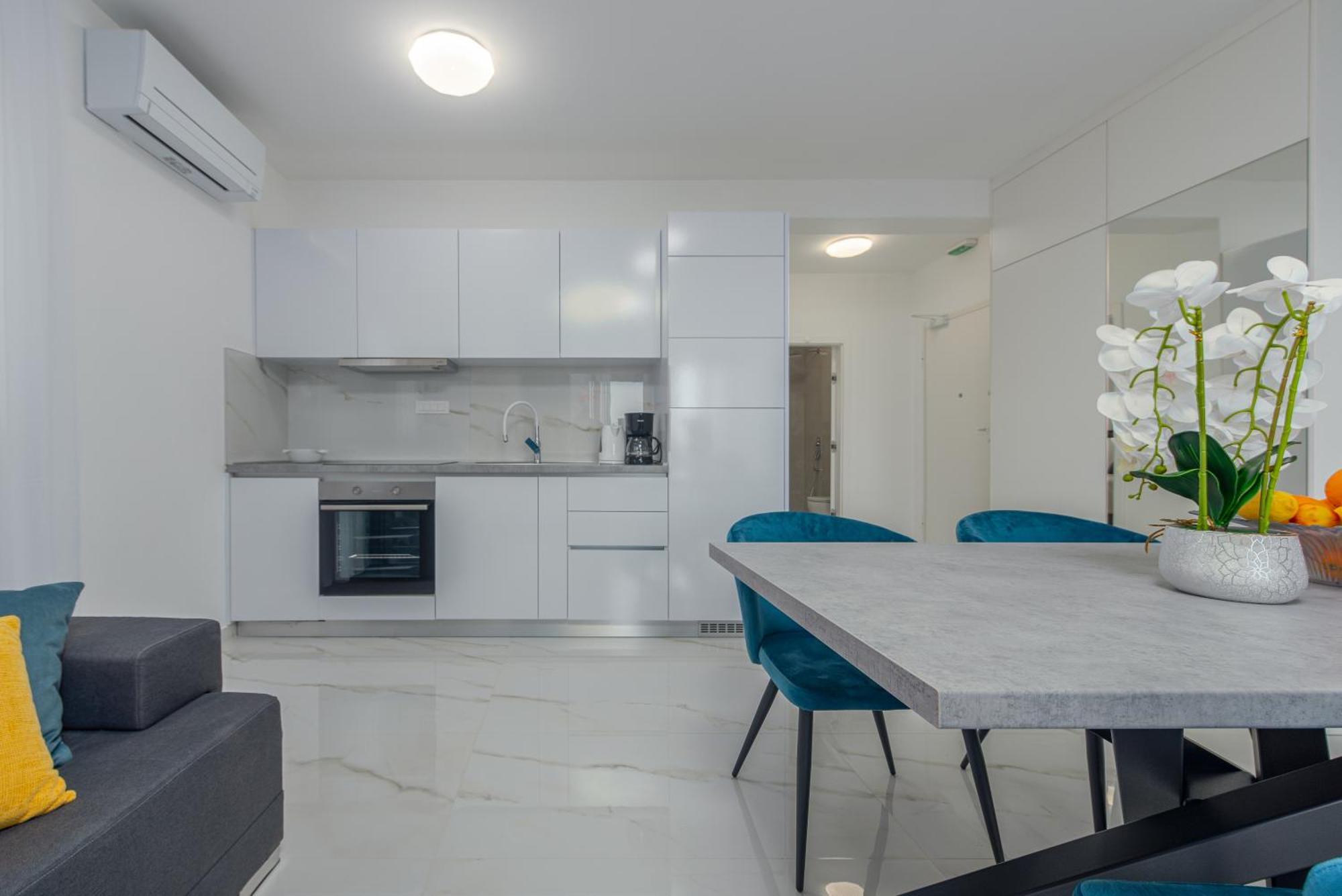 Apartments Menalo Elegance Затон Екстер'єр фото