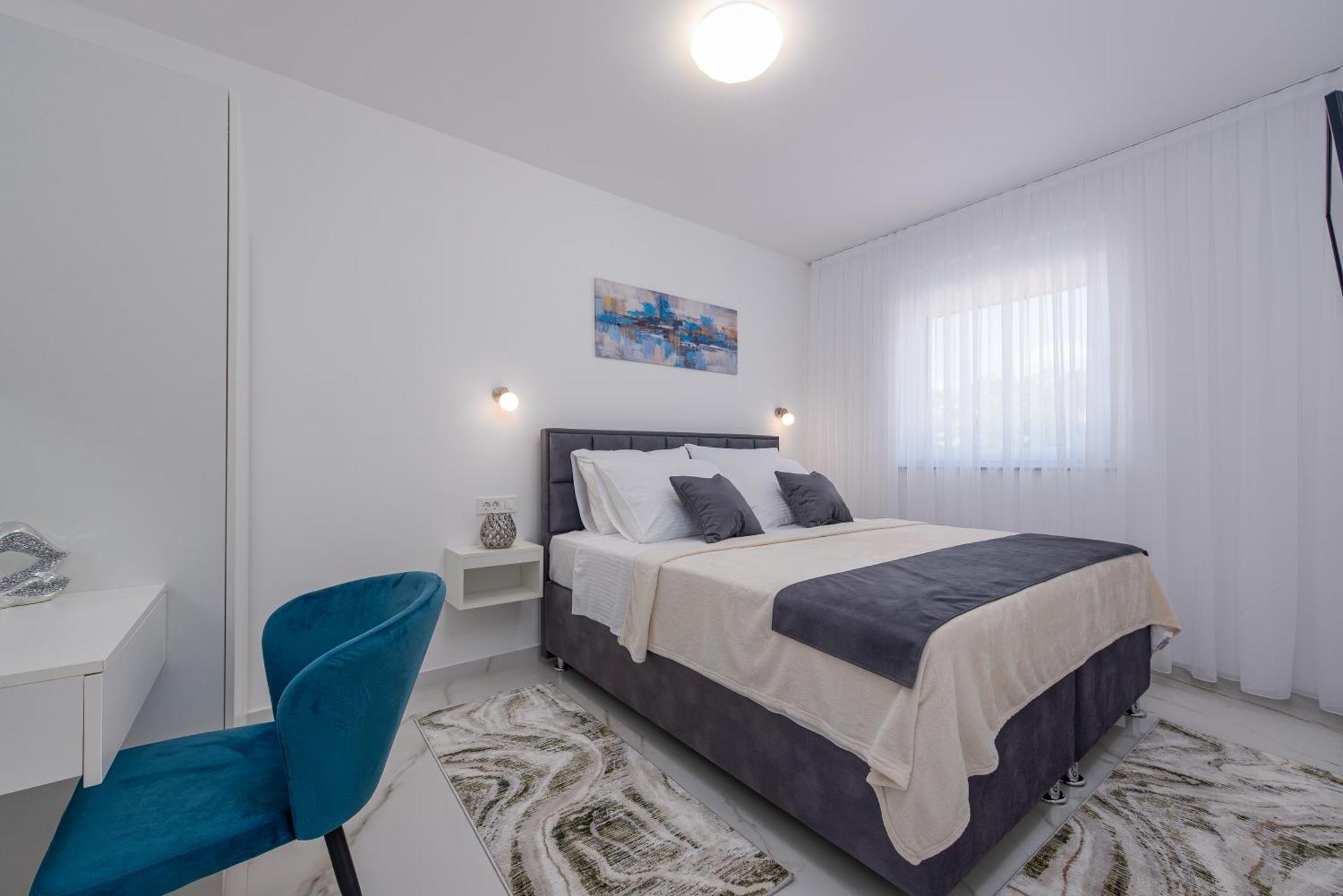 Apartments Menalo Elegance Затон Екстер'єр фото