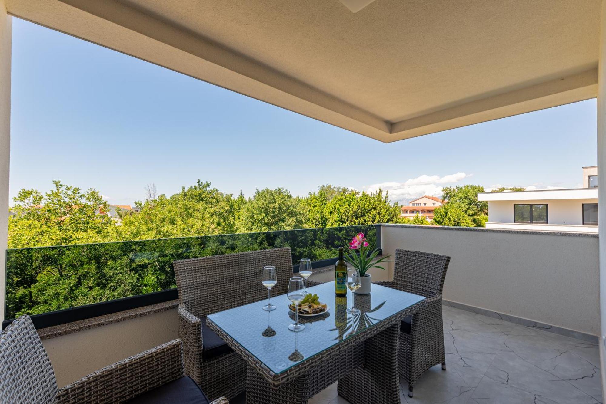 Apartments Menalo Elegance Затон Екстер'єр фото