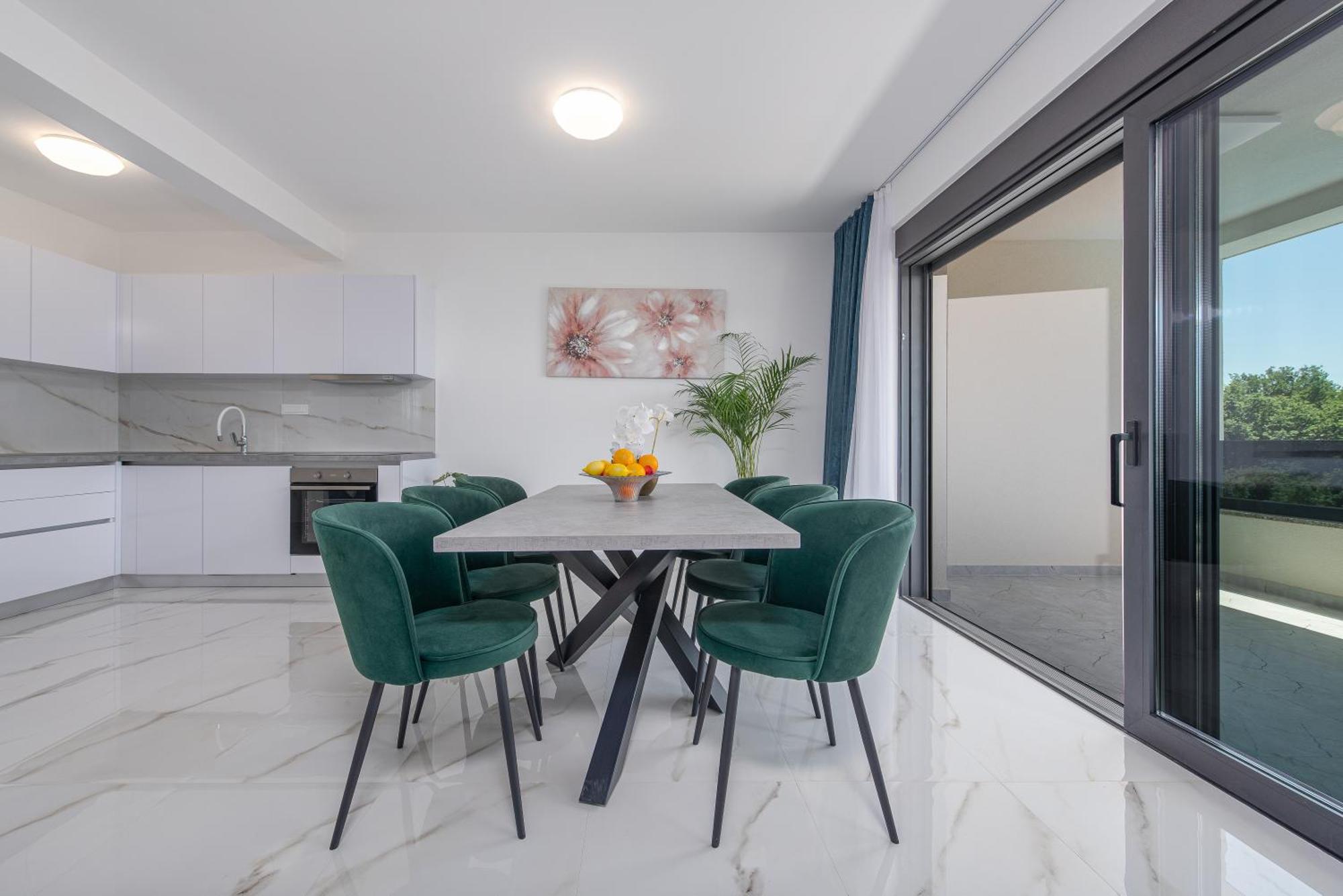 Apartments Menalo Elegance Затон Екстер'єр фото