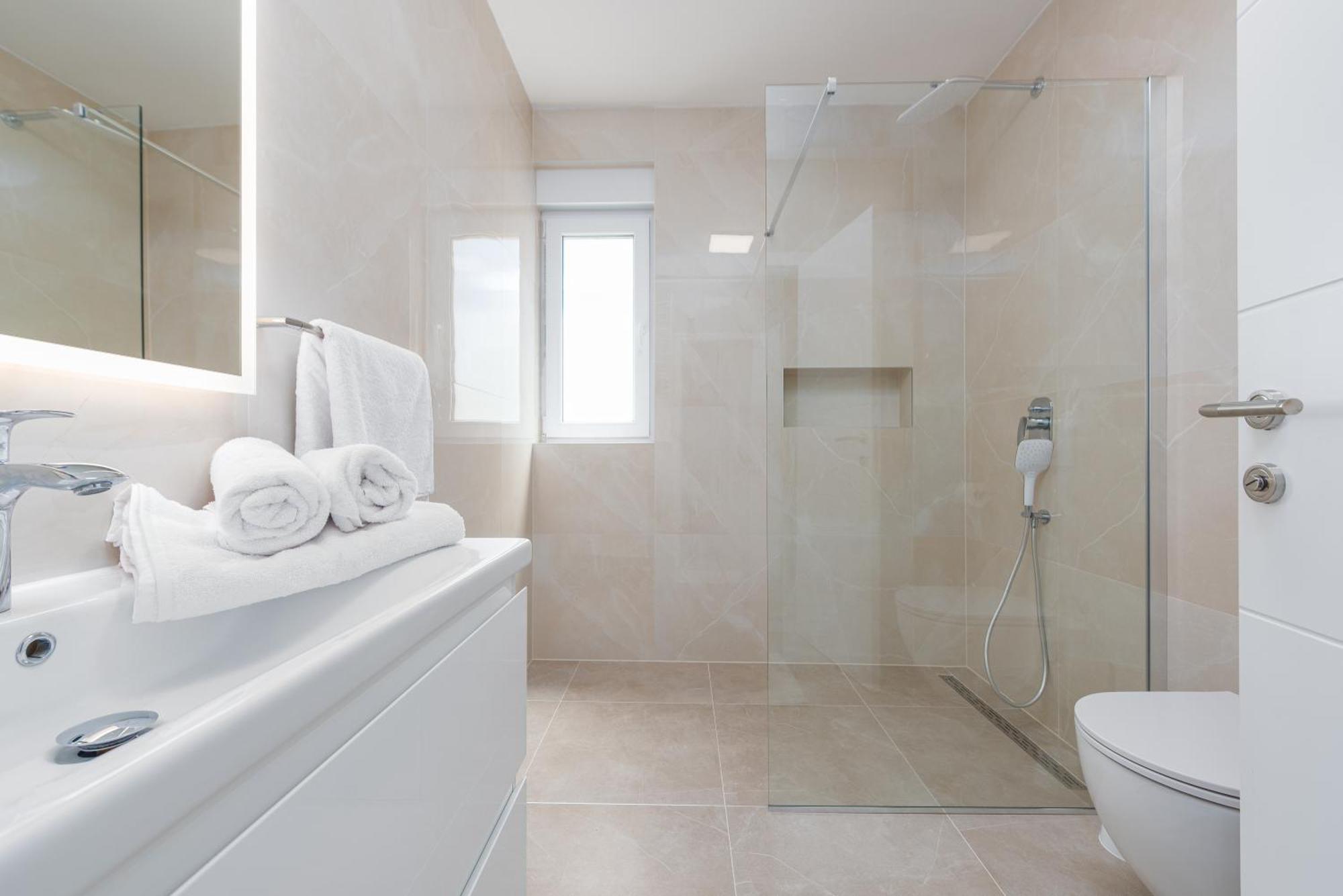 Apartments Menalo Elegance Затон Екстер'єр фото