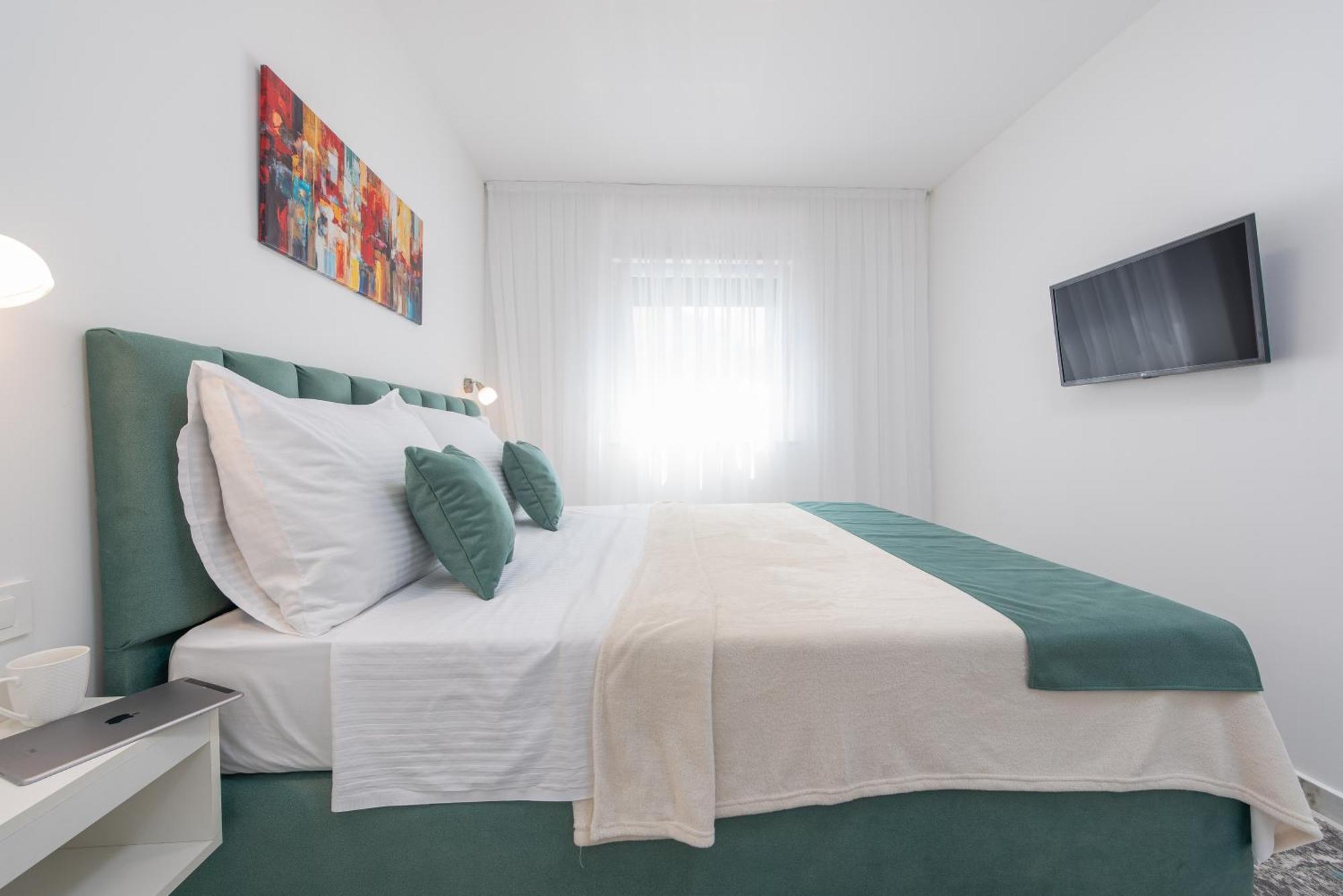 Apartments Menalo Elegance Затон Екстер'єр фото