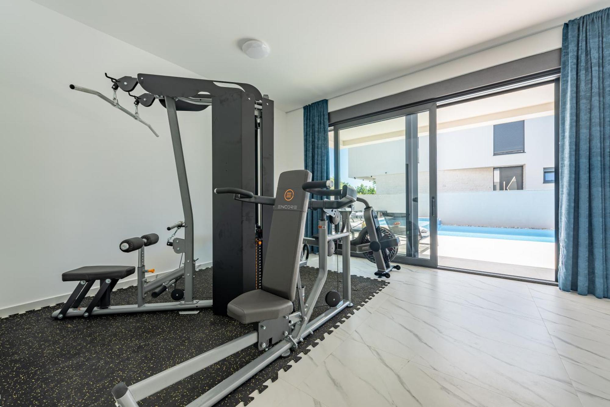 Apartments Menalo Elegance Затон Екстер'єр фото